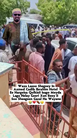 xabadna madaxay kaga taal 😭💔#qamari #somalilandtiktok💚🤍❤ #somalitiktok 