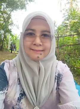 Main Hujan