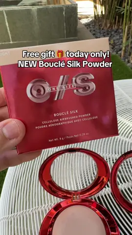 Set and blur like a pro with the ONE/SIZE-Bouclé Silk Airbrushed Talc-Free Finishing Powder + With its luxe baked texture, this powder delivers a silky, airbrushed finish that blurs pores, evens skin tone, and adds luminosity without feeling heavy. Lightweight and long-lasting (up to 12 hours, it's perfect for locking in makeup and reducing shine, and giving your a complexion that smooth, dimensional glow. #onesizebeauty #bouclesilkpowder #finishingpowder #tiktokshopnewarrivals #tiktokshopcreatorpicks 