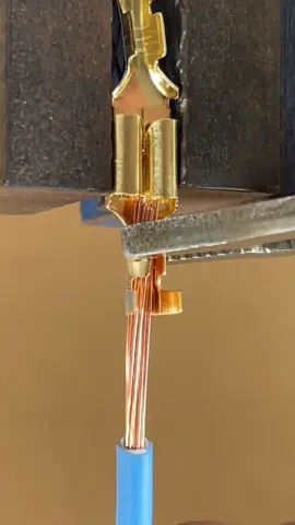 The secret to connecting electrical wires that electricians won’t tell you. #DIY 
