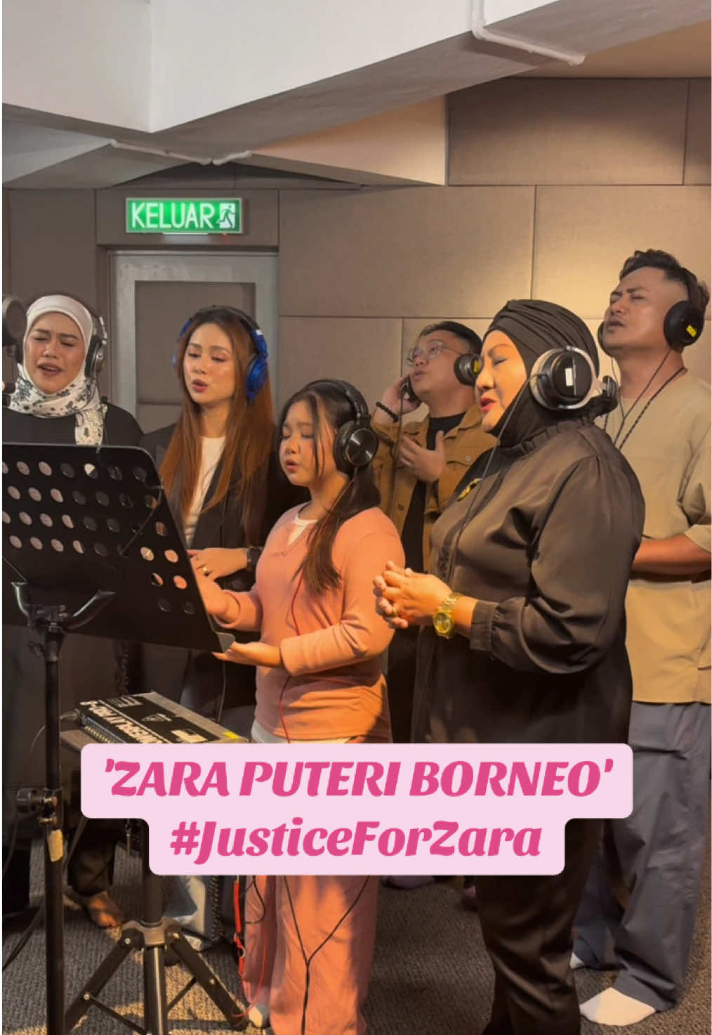 'ZARA PUTERI BORNEO' Our solidarity by song special for #ZaraQairina #fyp