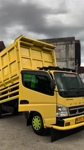 Ready canter HDK 2020 kondisii full originall Dump sampan jumbo baru. Ban baru semuaaa ayo di gass tokee #fyp #canter #euro2 #siapkerja #dumpsiluman 