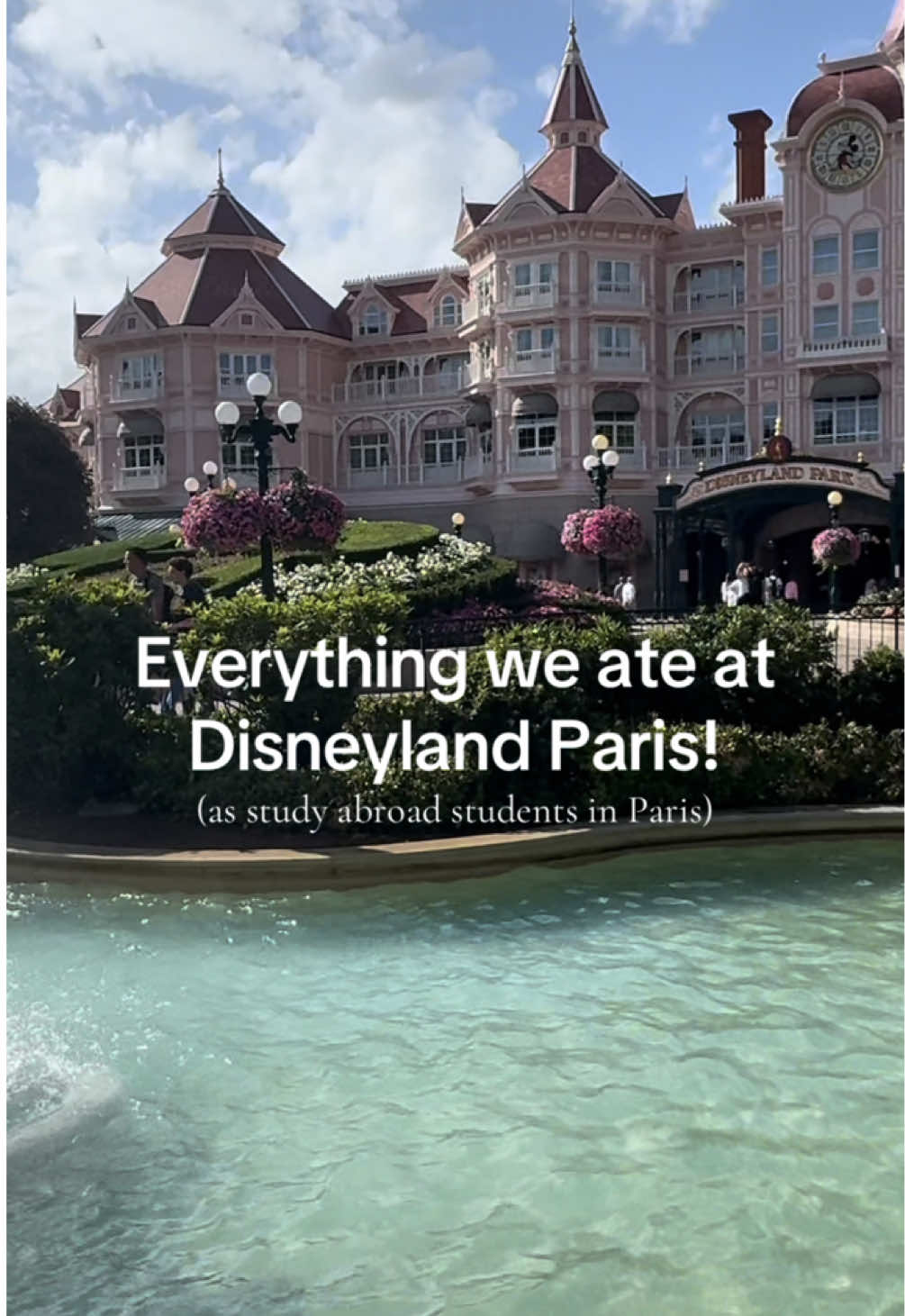 Everything we ate at Disneyland Paris #CapCut #disneyland #disneylandparis #studyabroad #paris 
