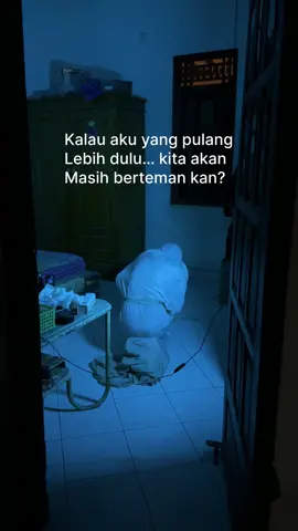 Kita tetap berteman kan? #horror #horor #pocong #seram #penampakan 