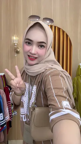 JOIN LIVE SEKARANG GUYS… PROMO BELI 1 GRATIS 1 HARGA AMBYARRR 😍🔥🔥💕#fyp#fypguys#flks#flksguys🥰biarrame🥰#oneset  