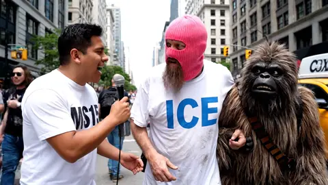 Ice in Chicago 😂#chicago #foryoupage #fyp #viralvideo #ice 