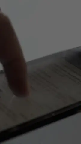 Waktu itu seperti pedang ⏳ Kalau kita tidak memotongnya dengan amal shalih, kitalah yang akan terpotong olehnya.” “Setuju gak kalau kita sering tertipu oleh waktu? 🤔 Tulis ‘ingat waktu’ biar jadi pengingat bareng 🙌” #remindermuslimah #dakwahmuslimah #waktu #hijrah #muslimah