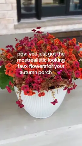 I just love autumn… I love it 🤎… and I love these flowers! How pretty are they?! They are the perfect addition to my front porch for autumn! 🧡 #flowers #autumndecor #falldecor #frontporch #homedecortiktok