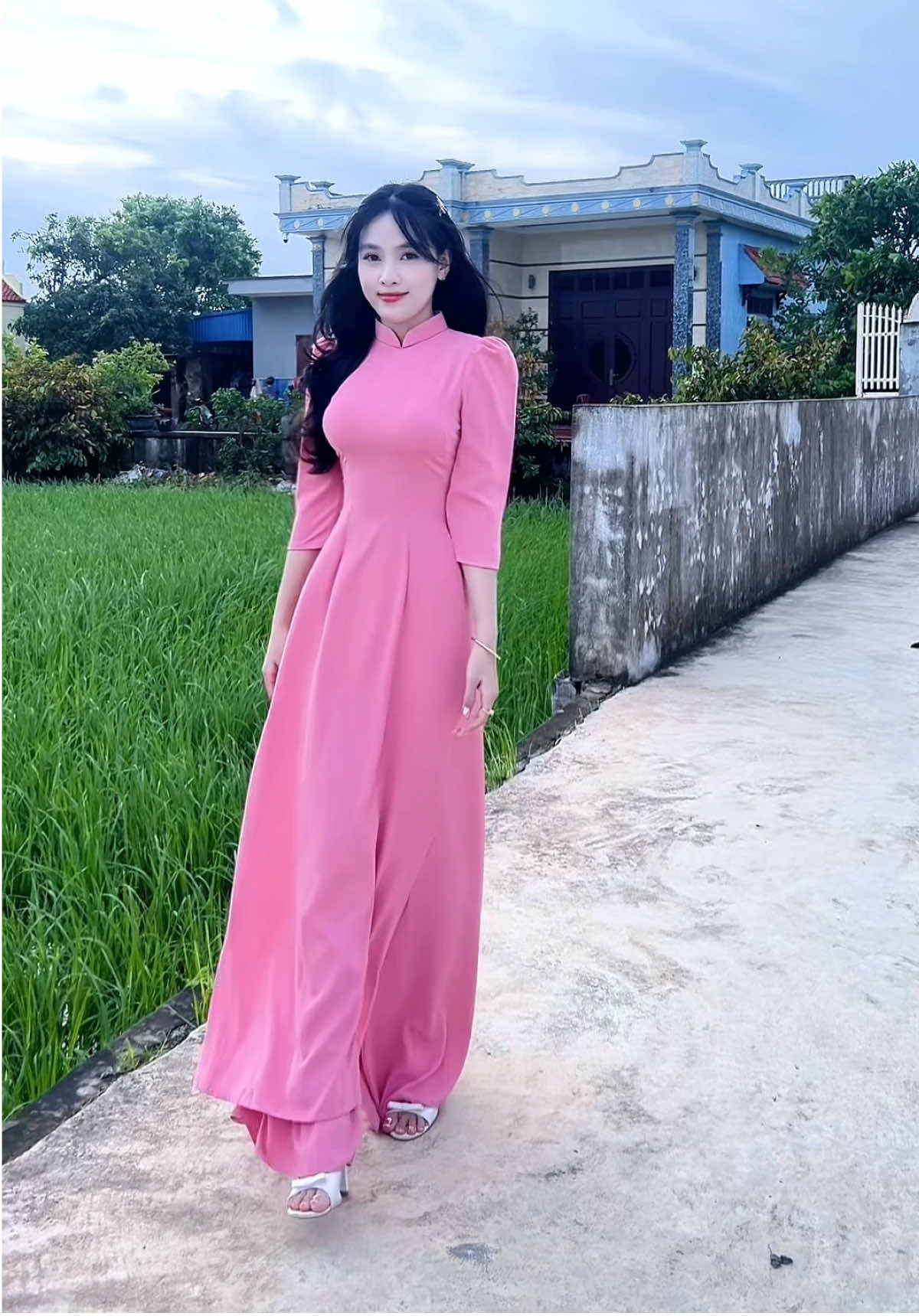 Lụa mĩ tay bồng cổ truyền thống xinh yêu #aodai #aodaicachtan #aodaigiaovien #aodaidep #xuhuong 