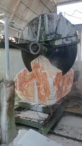 Vật vã bao nhiêu ngày mới tìm được viên đá cho khách.Cơ sở điêu khắc đá mỹ nghệ Đức Tâm chuyên gia công chế tác các mặt hàng đá nguyên khối theo mọi yêu cầu của khách hàng. giá tại xưởng.#xuhuongtiktok #xuhuong 