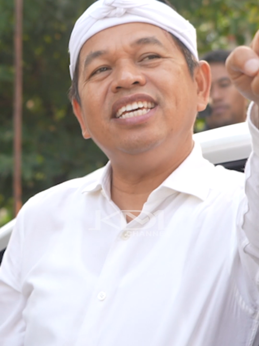 Mengenang masa sekolah, Ajak Ibu Kokom ke SMA 