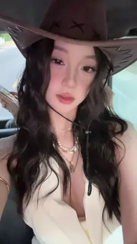 em muon anh ngay ben..