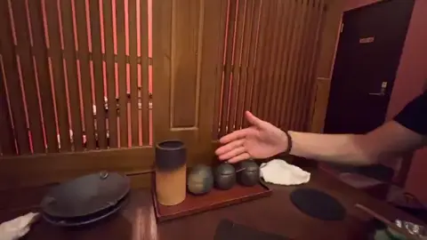 【人生初の焼き鳥】初めて日本で食べた韓国の大学生が衝撃！「もう止まらない…！」01