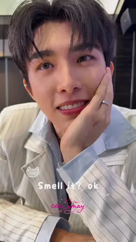 Đeo quả lens đẹp thế, cắt tóc xong trông cưng vllllll eo xinh thế áaaa #bxxmrvw #boomraveewit #bxxmraveewit #bxxm_rvw cre: ceciceci