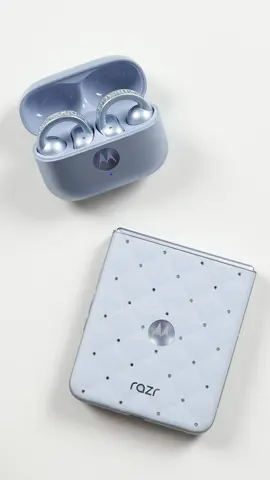 Motorola Razr and Moto Buds Loop Swarovski Edition 💎 #asmr #swarovski #motorolarazr60 #fyp #supersaf 