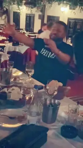 @Djovani Bajramović🎵 @Restoran Tri šešira #nikolaajdinovic #🇷🇸 #🇸🇪 #fyp #ljudi 