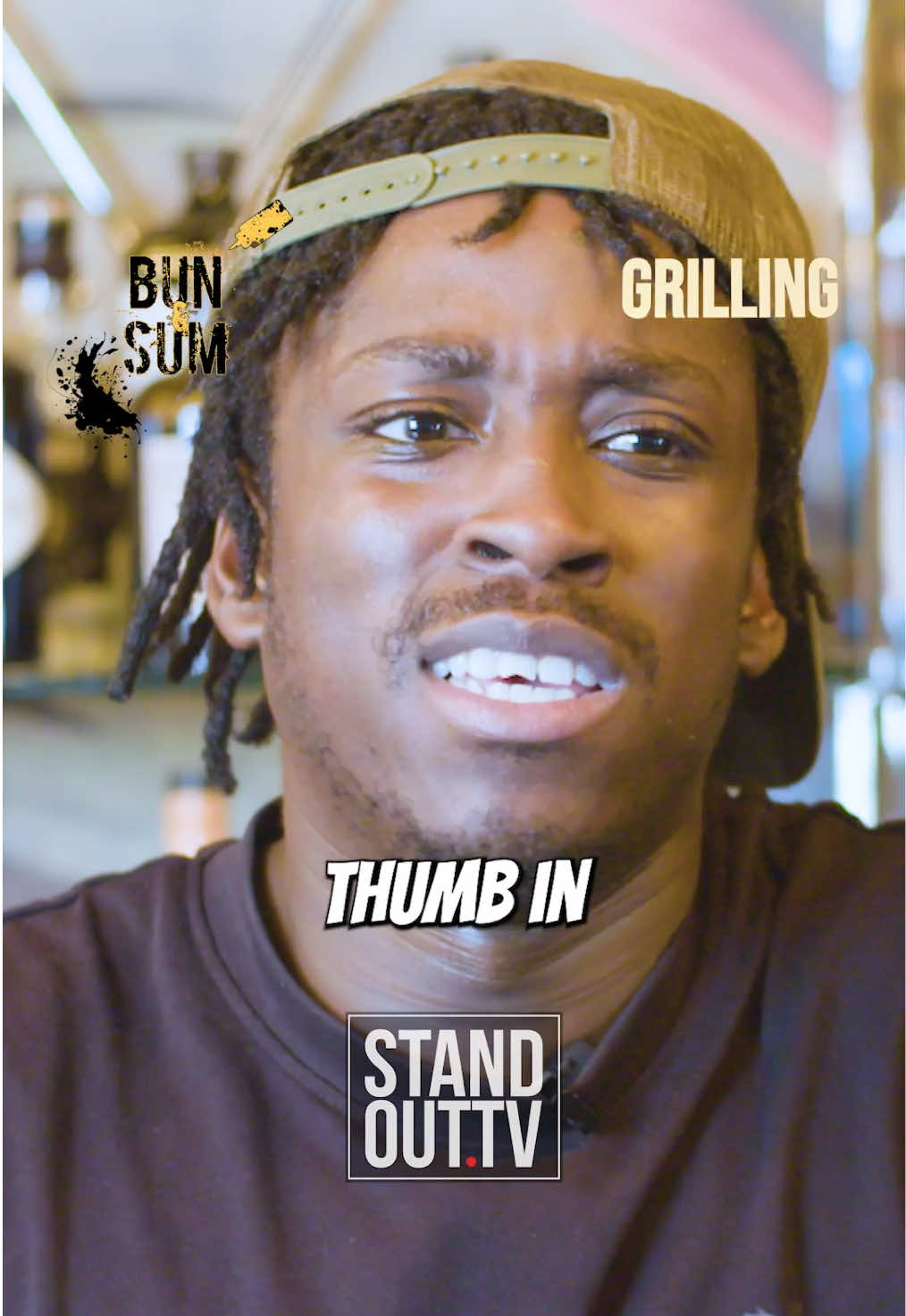 “She wants the world, but she’s not on thumb in!” 🤔 #grilling #kwengface #fyp #date #dating @Bun & Sum 