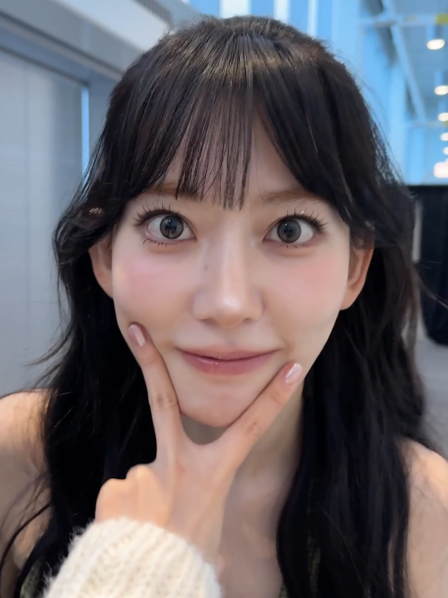 🅻🅾🆅🅴 ৻ꪆ #LE_SSERAFIM #르세라핌 