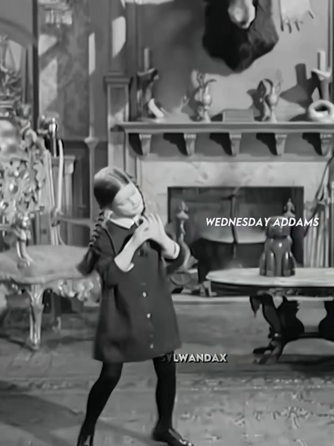 Like mother like daughter | Wednesday Season 1 spoilers and Addams Family spoilers. @wednesday's wife  #wednesday #wednesdayedit #morticiaaddams #jennaortega #wednesdaydance 