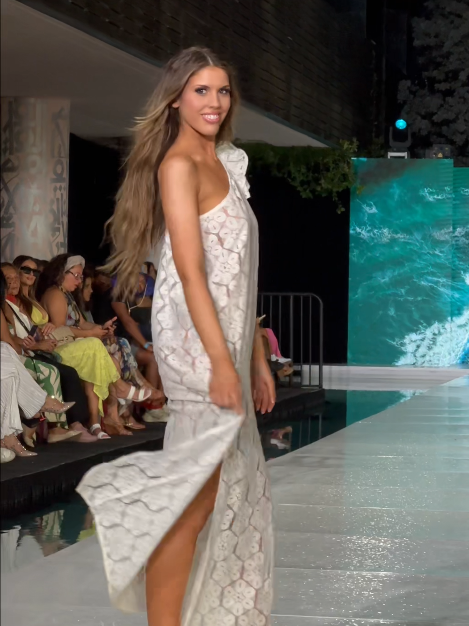 🌟 A swimwear story told in style — Tracy Marcus lit up Miami 💖#TracyMarcusSwim #MiamiSwimWeek #FashionGlow #RunwayStyle #LuxuryEnergy