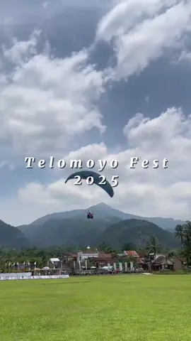 Festival Telomoyo 2025.. Kejuaraan Internasional IPXC Paralayang Telomoyo Cup dan Panglima TNI Cup.. 3 - 9 September 2025.. Sabtu, 6 September 2025,  dimeriahkan juga oleh Gedrug Mahesa Suro dari Dusun Bungkah Desa Sepakung Banyubiru.. #festival #telomoyo #paralayang #2025 