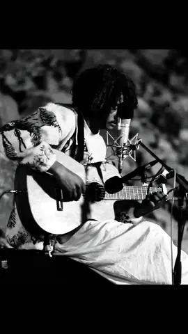 🖤🎸 #touareg #الشعب_الصيني_ماله_حل😂😂 #تمنراست_عين_صالح_اليزي_جانت #libya🇱🇾 #maroc🇲🇦 