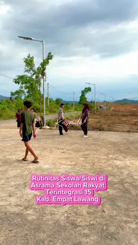 Rutinitas Saat Santai Siswa/Siswi Sekolah Rakyat Terintegrasi 15 Kabupaten Empat Lawang #sekolahrakyatempatlawang #sekolahrakyat #kasmita #adayinmylifeindonesia #adayinmylife 