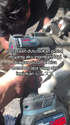 #viralvideos #viraltiktok #fyp #xybca #vidioviral #mekanik #mekaniktiktok #mekanikindonesia #mekanikindonesia #bengkelmobil #mekanikmuda #bengkel #bengkeltiktok #mekanikmalam #engineering #bengkellas #teknisi 