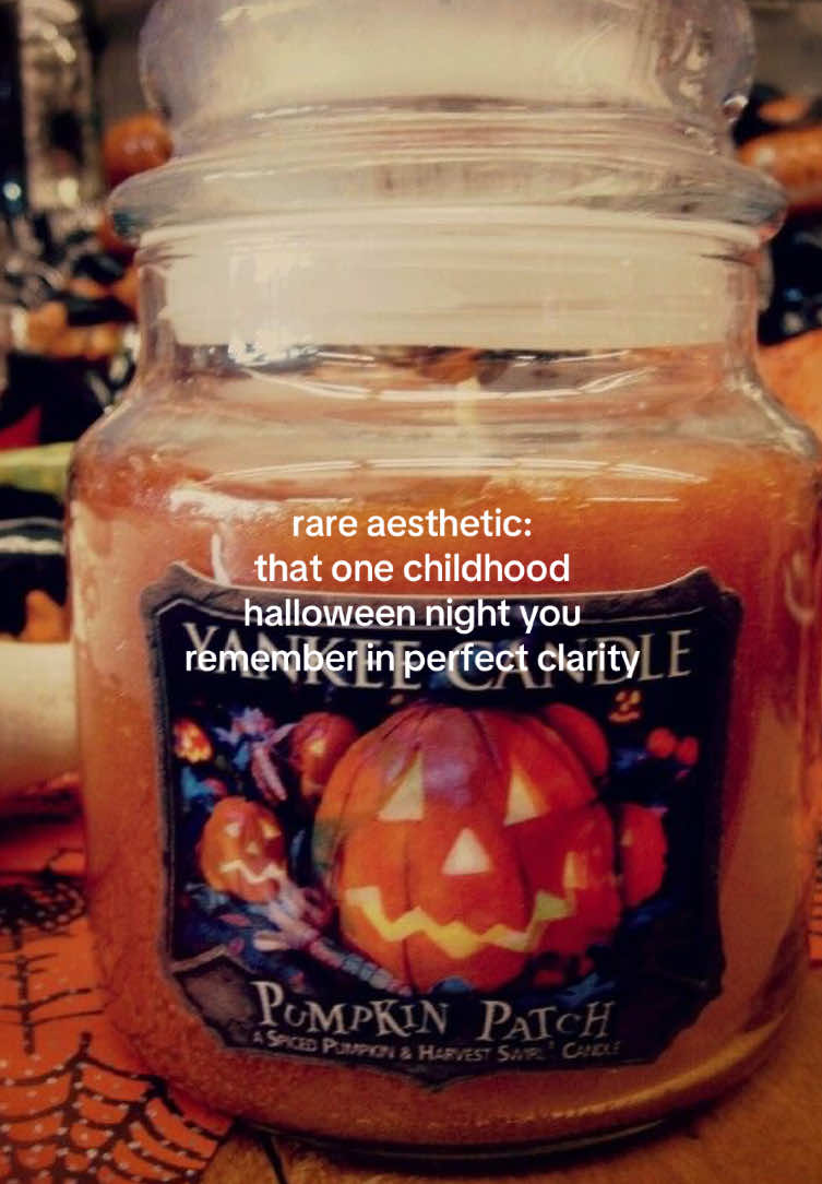 halloween the best holiday, argue with the wall #halloween #autumn #halloweenaesthetic #y2k #nostalgia 