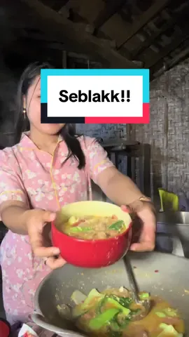 Iseh dadi pertanyaan ,kenopo wong lanang ra doyan seblak?🗿