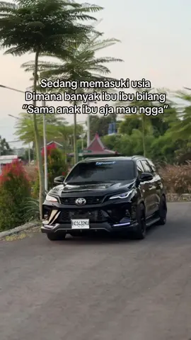 Anak ibu mau ngga sama aku?