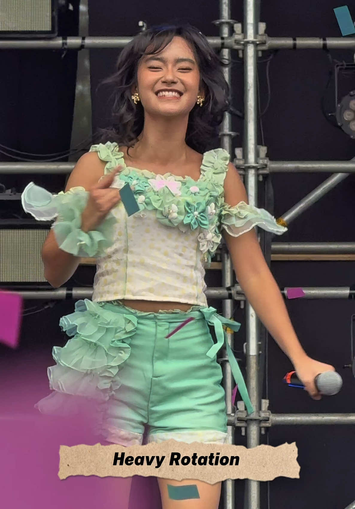[Fancam] Freya - Heavy Rotation  💚 🩷 Pestapora 2025 #jkt48 #fjkt48 #freya  #jkt48newera #freyaajkt48 