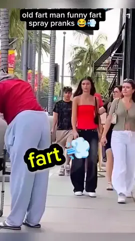 funny farting pranks 😆😁 #fart #funnyfart #funnyvideos #fyp #fypシ 