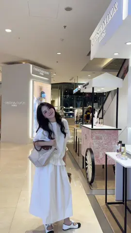 Phải chi người thấu hết nỗi đau lòng này mang..𝗧𝗬𝗖𝗟𝗢𝗧𝗛𝗜𝗡𝗚 #tyclothing #doxinhmoingay #macxinhmoingayy #setxinh 