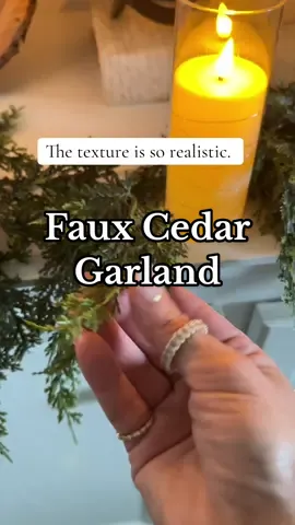This faux cedar garland is perfect! Not too bulky, but not too sparse. #holidaydecor #christmasdecor #cedargarland #garland #sephoraalışverişim 