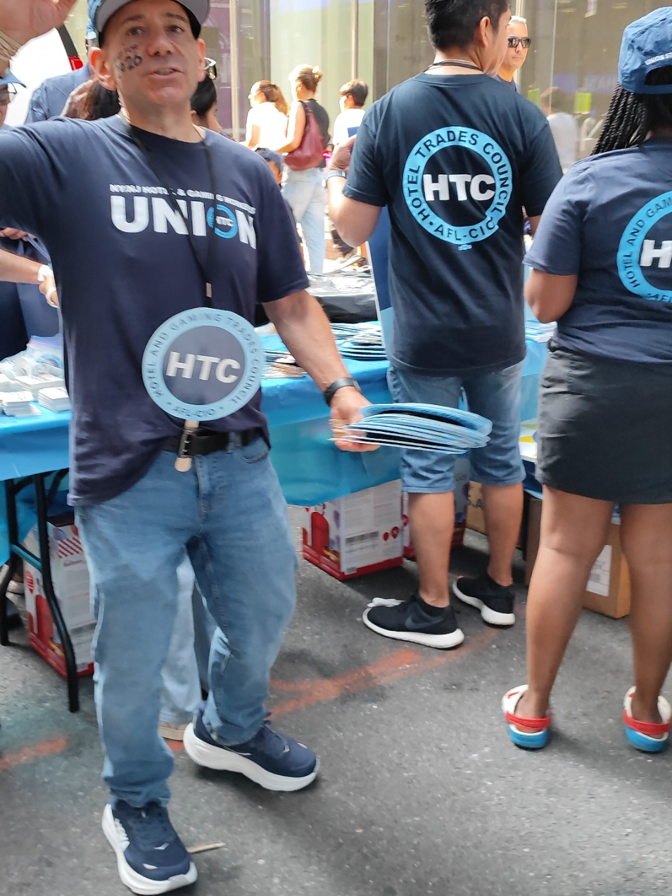 NYC Labor Day Parade! #nyc #labordayparade #powertothepeople #aflcio #htc @faceartbymelissa @Hotel & Gaming Trades Council @Zohran Mamdani @Bernie Sanders  @Kathy Hochul 