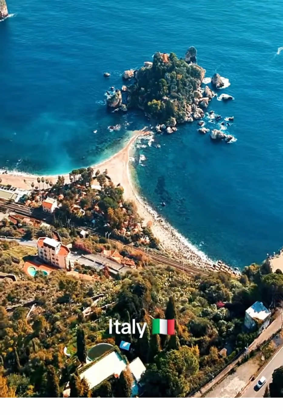 ✨ Taormina, a jewel of Sicily 🇮🇹 Ancient theatre, stunning sea views & Mount Etna’s magic 🌋🌊 #Taormina #Sicily #Italy #Italia #Italie 