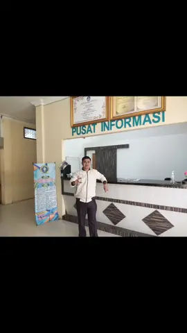 Yang Lagi Trend itu Foto Disini dan Kuliah Disini ☺️