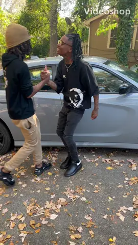 When your homie starts dating your ex  the one u still stuck on 😂🔥