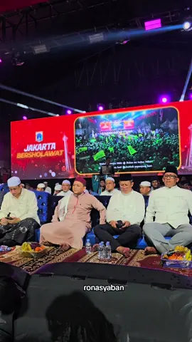 Jakarta bersholawat bersama nurul musthofa  💕 . . . @Syakirdaulay  #nurulmusthofa #gubernur #monas #sholawat #viraltiktok 