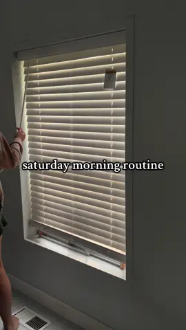 Starting my Saturday slow & peaceful ✨☕ Nothing better than a fresh routine to set the tone for the weekend 🌸 #saturdayvibes #morningroutine #weekendreset #cozymorning #selfcaresaturday 