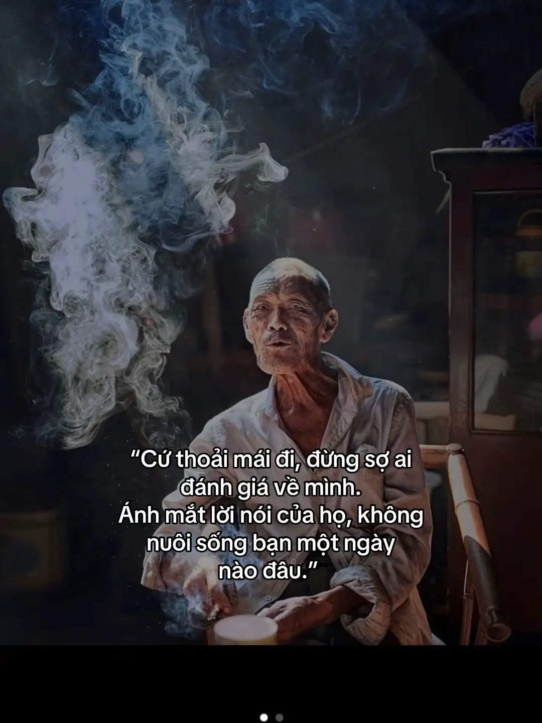 “Cứ thoải mái đi, đừng sợ ai đánh giá về mình. Ánh mắt lời nói của họ, không nuôi sống bạn một ngày nào đâu.” #tranquan0209 #cuocsong #tamtrang #viralvideo #foryou 