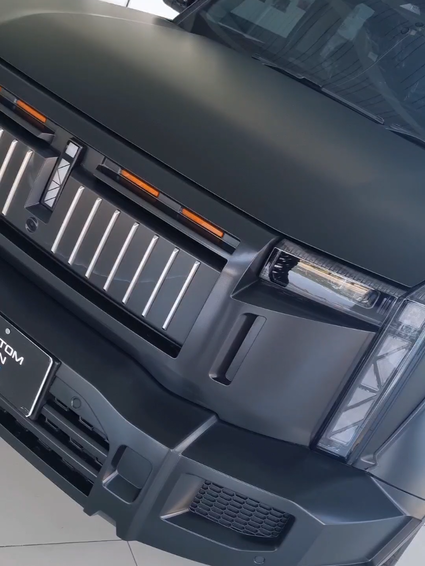 Chery J6 kalau di-upgrade ya jadi ini, J6 Phantom Edition🔥 Dengan tambahan aksesoris original dari Chery, J6 yang udah ganteng jadi makin kelihatan keren😍 Isi form biru di bawah untuk informasi lengkap mengenai produk, cicilan dan Test Drive semua unit Chery✨️ #CheryJ6 #J6 #J6PhantomEdition #CheryMentariSurabaya #CheryMentari 