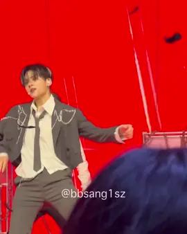 chains sangwon and leo!! ❤️‍🔥❤️‍🔥❤️‍🔥 #leo #sangwon #boysplanet2 #boys2planet #boysplanet 
