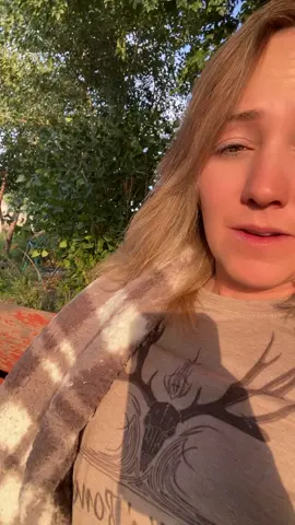 Wait till the end, the dog haha 🤣 #iywmgf #morninghangs #fyp #lesbian #colorado 