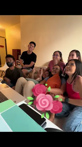 razzles from all over cebu came together for a Naiilang MV watch party and yep we all lost it! 😭😭 congratulations, @Le John!! you deserve all the recognition you’re getting and more 🙌 azralph, our beloved 😭 you made it! tama nga si Bianca — you guys look so cute together plsss!!! the chemistry is deadly!! sobrang sarap niyo panoorin and masyado niyong ginalingan dalawa. big stars in the making! i hope you know how loved you are! GIHIGUGMA MO NAMO 💛😭 i still can’t wrap my head around how this is finally happening. from fan edits to manifesting it to this. hopefully this opens more door of opportunities for both azralph and le john! 💛🌹 to my new found razzle sibs, SABAA NINYO OY!! HAHAHAHAHAHAH #azralph #azmartinez #ralphdeleon #lejohn #azralphfornaiilangmv #naiilang #razzles @AZ Martinez @ralph de leon 