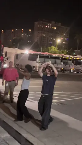 Your sign to go wait for the tour buses after the concert #zombies4descendants4worldscollidetour #kyliecentrall #worldscollidetour #mk #maliabaker 