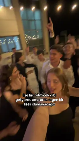 gözler yaşlı #liseliler #keşfet #öneçıkar #lise 