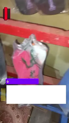 BAGIAN 8 || VIRAL‼️ SEBUAH TOKO DI BERINGIN, KECAMATAN MALIFUT TERCIDUK MENJUAL SENDAL YEYE/SWALOW, MENURUT PEMILIK TOKO SENDAL TERSEBUT SUDAH POPULER DI KALANGAN ANAK MUDA, JADI DIA TERPAKSA MENJUALNYA.#fyp #liputantp #viral #beritaviral #malukuutara 