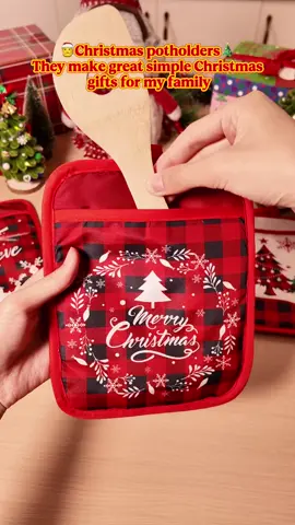 DIY Christmas gift ideas 🎁✨🎄these heat resistant Christmas pot holders are great gifts for your family, friends, colleagues and others who love cooking 🧑‍🍳 🥘 at kitchen #christmaspotholders #potholder #christmasgiftideas #kitchen #cookinglover #heatresistant #ovenmitts #christmaskitchen #DIY #diychristmasgift #christmas 